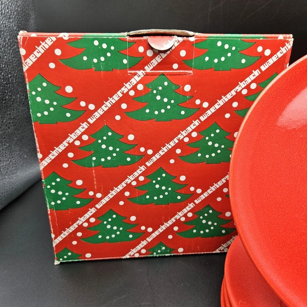 4 Waechtersbach Christmas Tree Red Salad/Dessert Plate 7-3/4